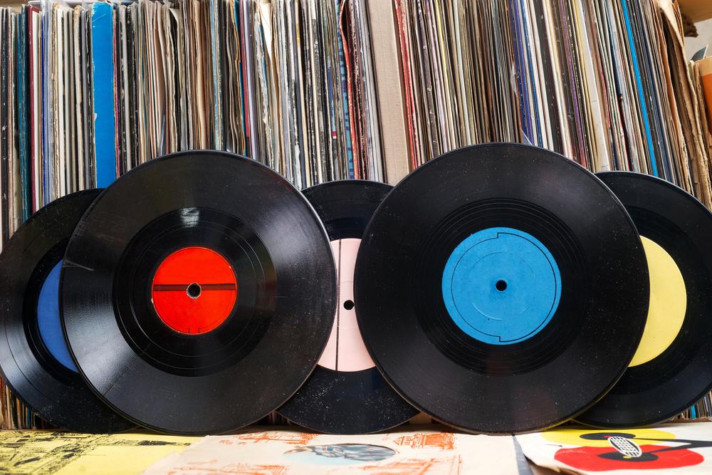 VINTAGE VINYL BAZAR